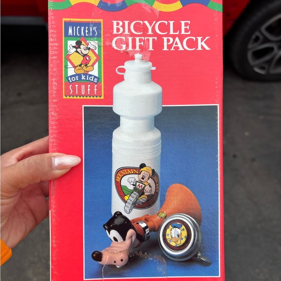 Disney Mickey's Bicycle Gift Pack - Red and White - Picture 1 of 3